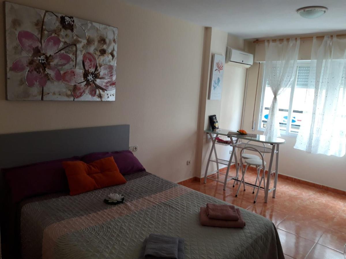 Almudena Estudio Torrevieja Ngoại thất bức ảnh